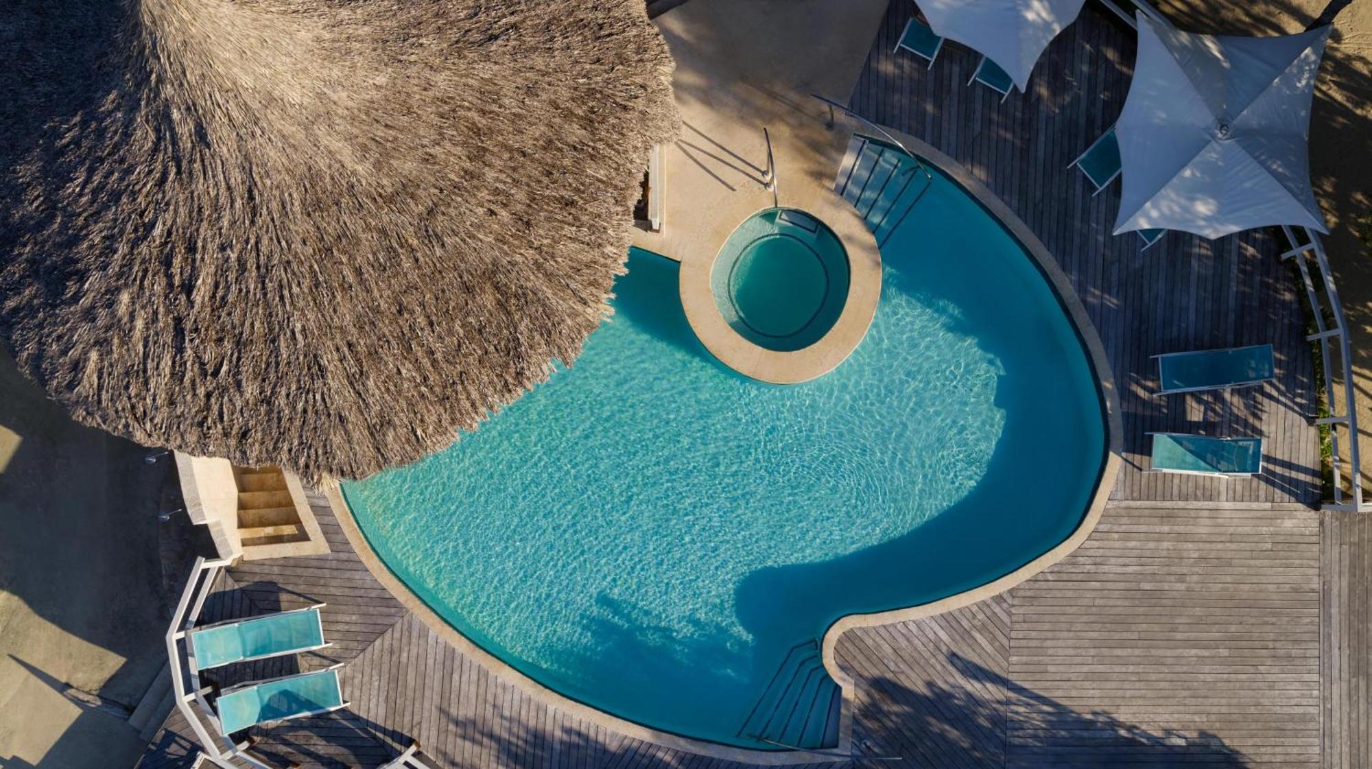 Sandals Royal Caribbean All Inclusive Resort & Private Island - Couples Only Монтего-Бей Екстер'єр фото